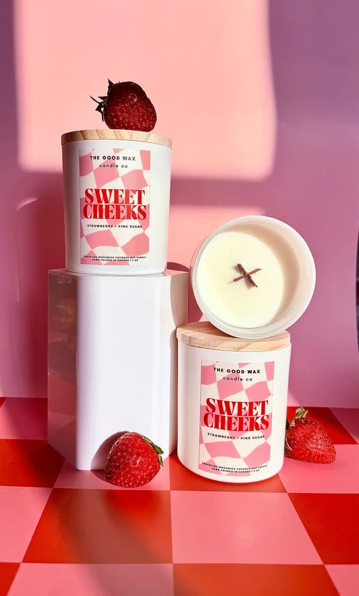 Sweet cheeks soy candle 😘